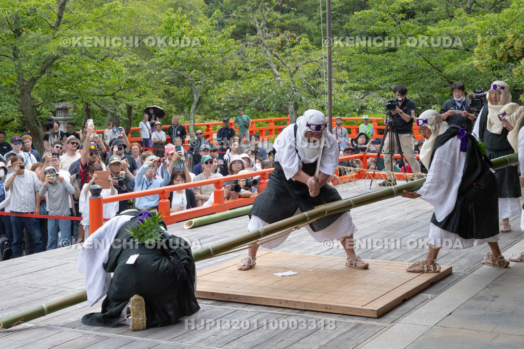 京都府　鞍馬寺　竹伐り会式　竹ならし