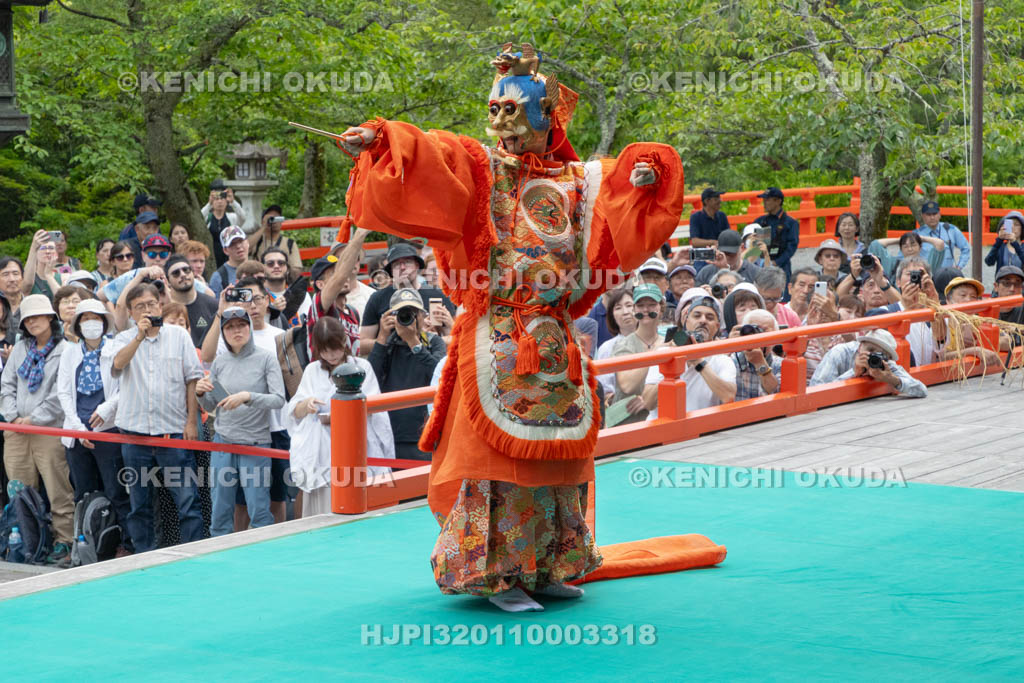 京都府　鞍馬寺　竹伐り会式　舞楽奉納