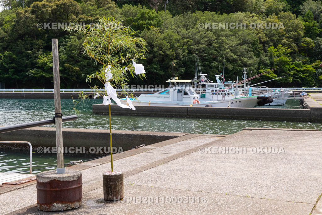 三重県　浅間祭前夜祭（方座浦）　幣竹