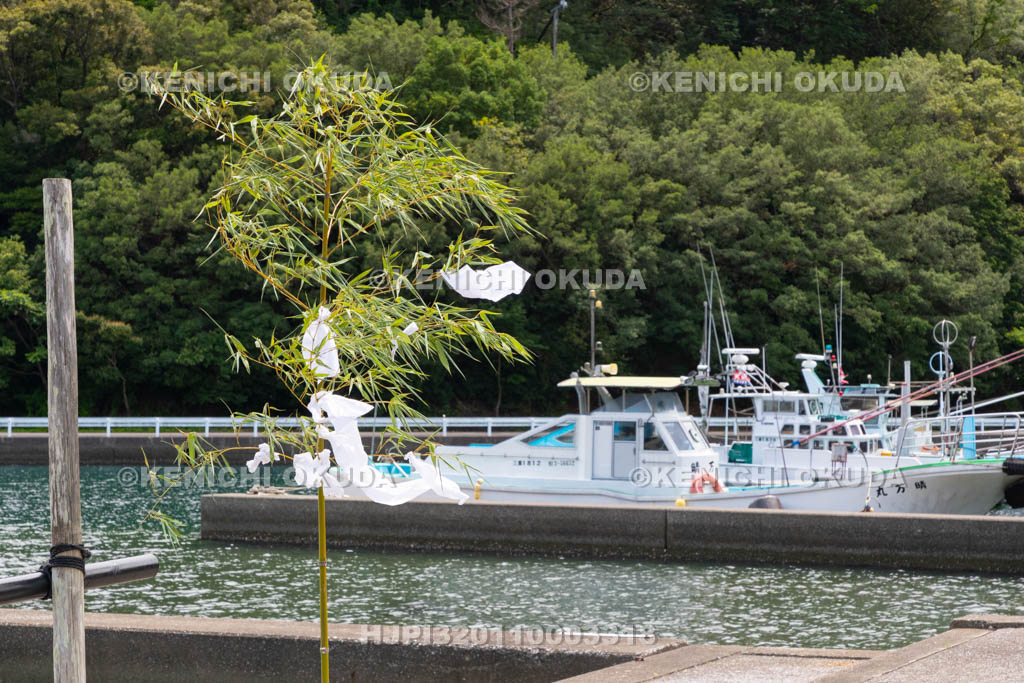 三重県　浅間祭前夜祭（方座浦）　幣竹