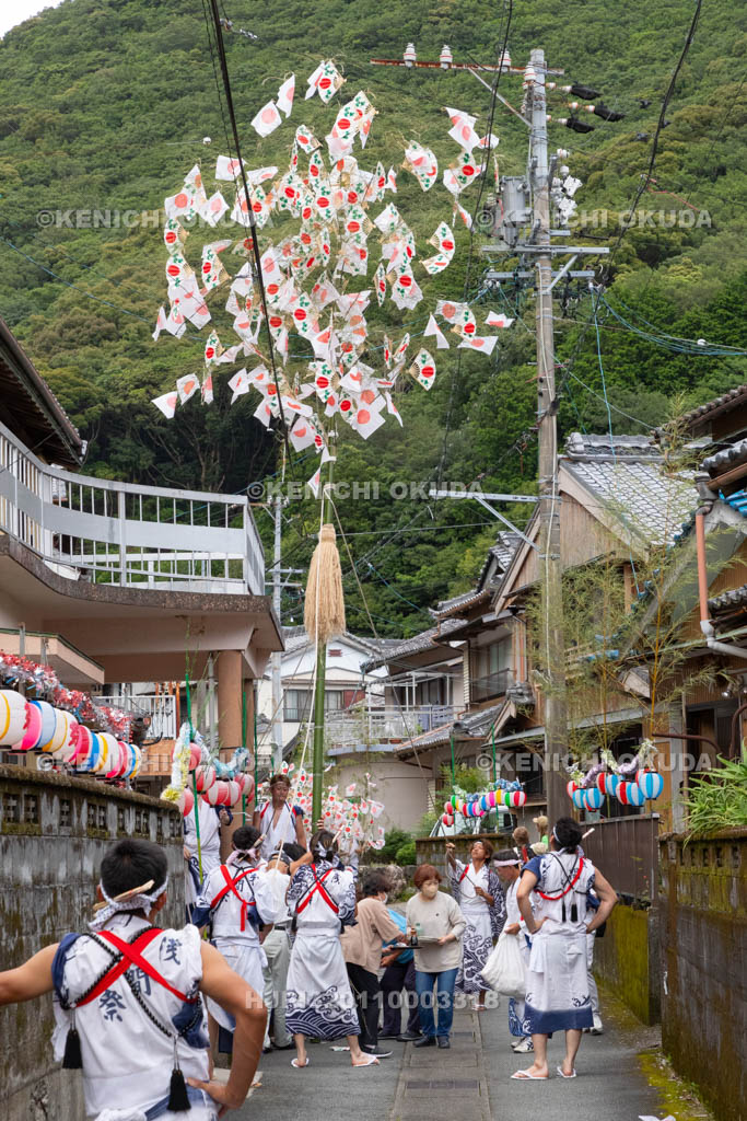 三重県　浅間祭前夜祭（方座浦）　幣廻し