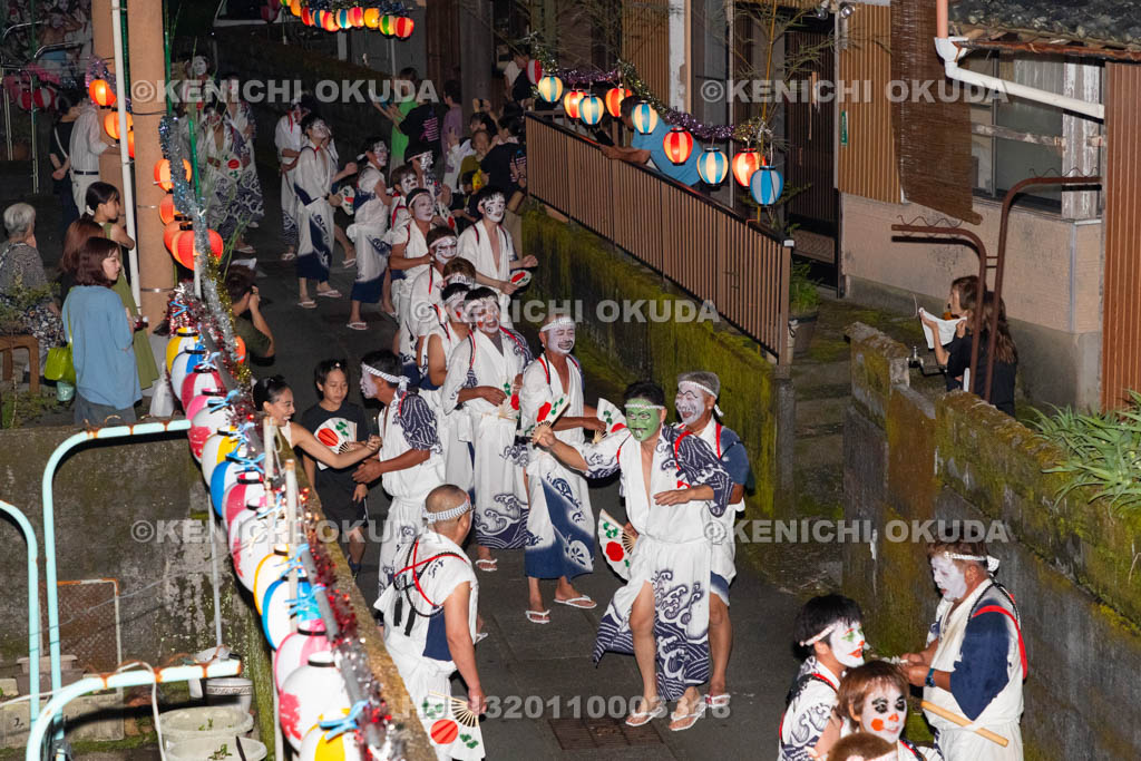 三重県　浅間祭前夜祭（方座浦）　道中踊り