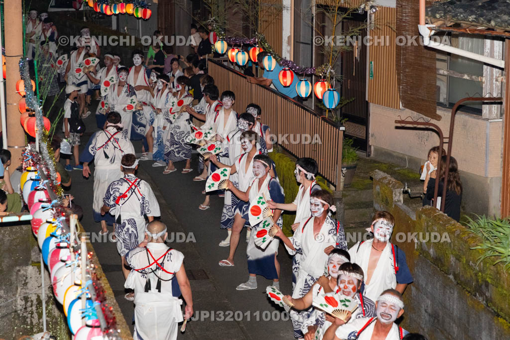 三重県　浅間祭前夜祭（方座浦）　道中踊り