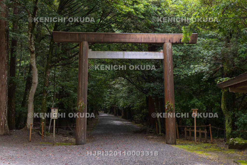 三重県　皇大神宮（内宮）別宮　瀧原宮　参道