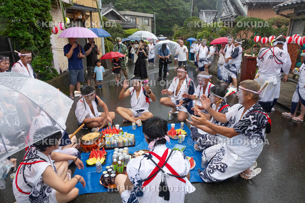 三重県　浅間祭本祭（方座浦）　幣立て　会食
