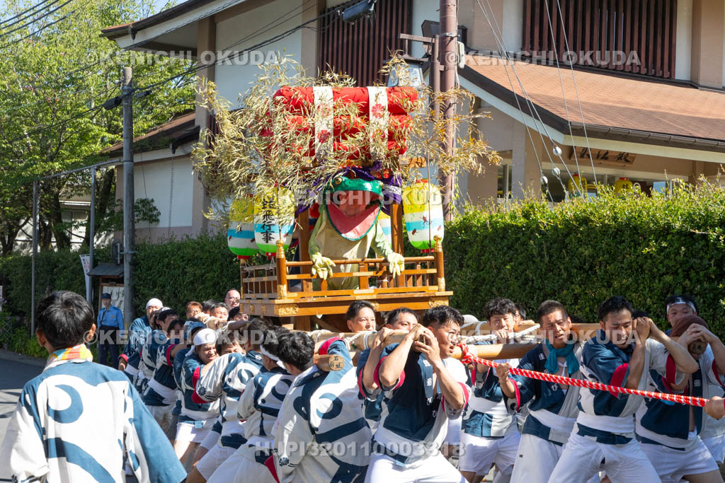 奈良県　金峯山寺　蓮華会・蛙飛び行事　太鼓台
