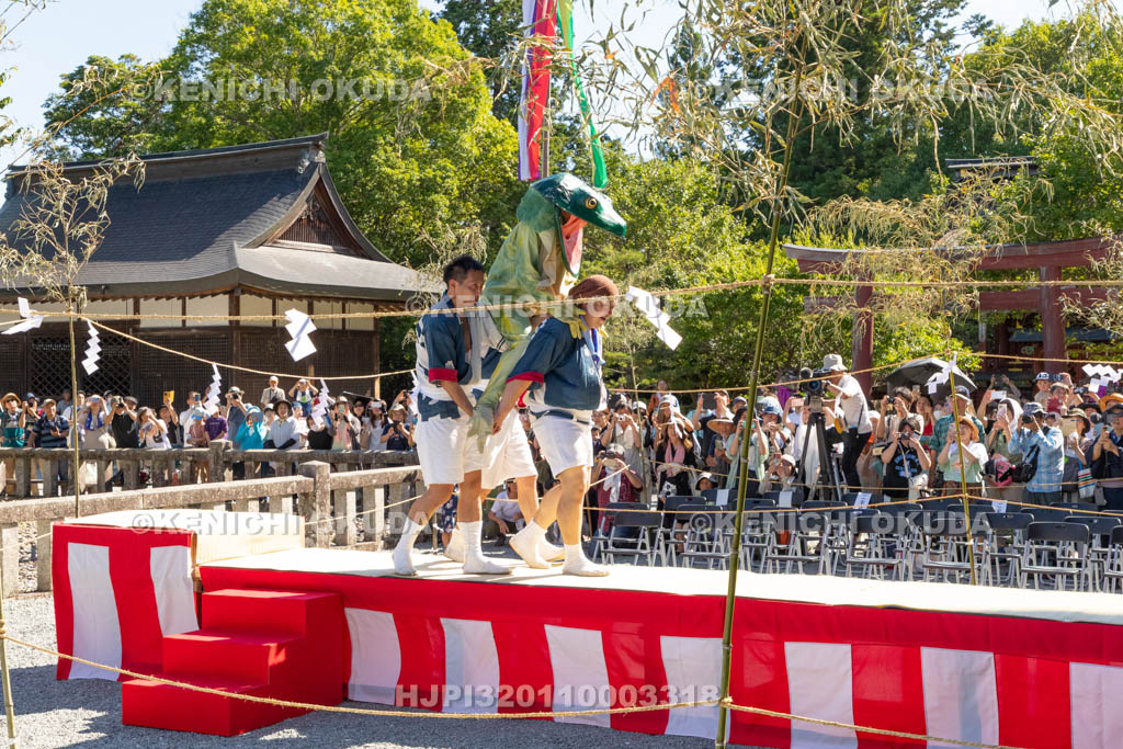 奈良県　金峯山寺　蓮華会・蛙飛び行事