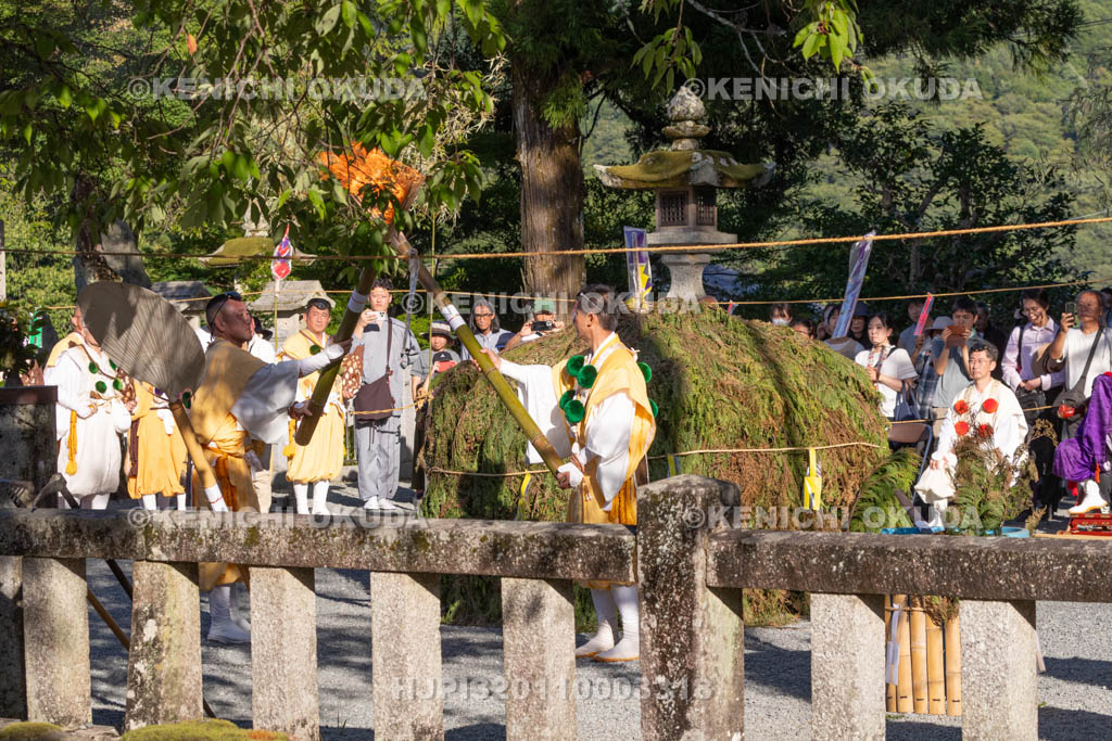 奈良県　金峯山寺　蓮華会　採灯大護摩供（金峯山寺）