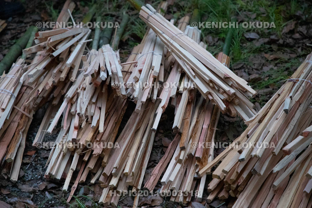 奈良県　小橡（ことち）の虫送り　松明