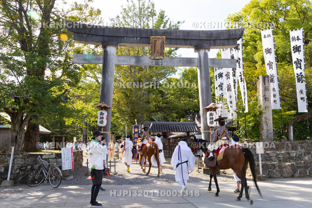 和歌山県　田辺祭（宵宮）　役馬宮入