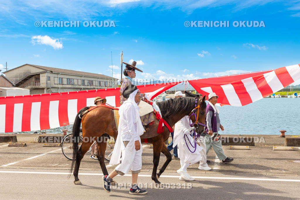 和歌山県　田辺祭（宵宮）　神輿渡御（役馬）