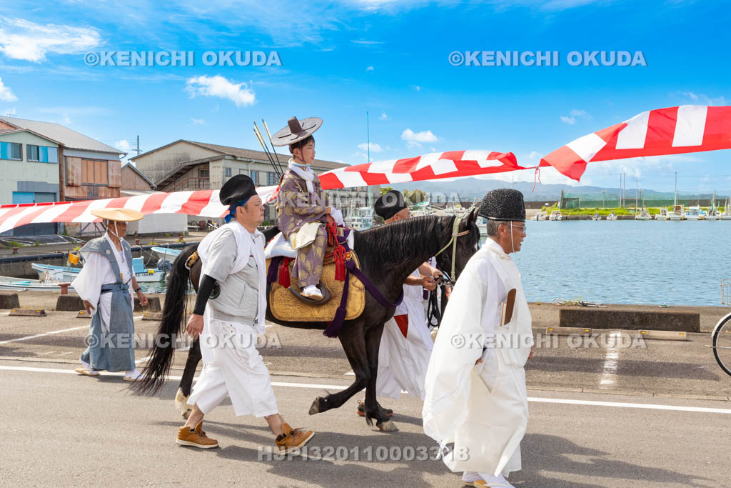 和歌山県　田辺祭（宵宮）　神輿渡御（役馬）