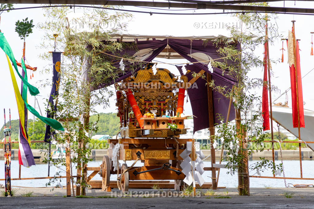 和歌山県　田辺祭（宵宮）　御旅所　神輿（神饌）