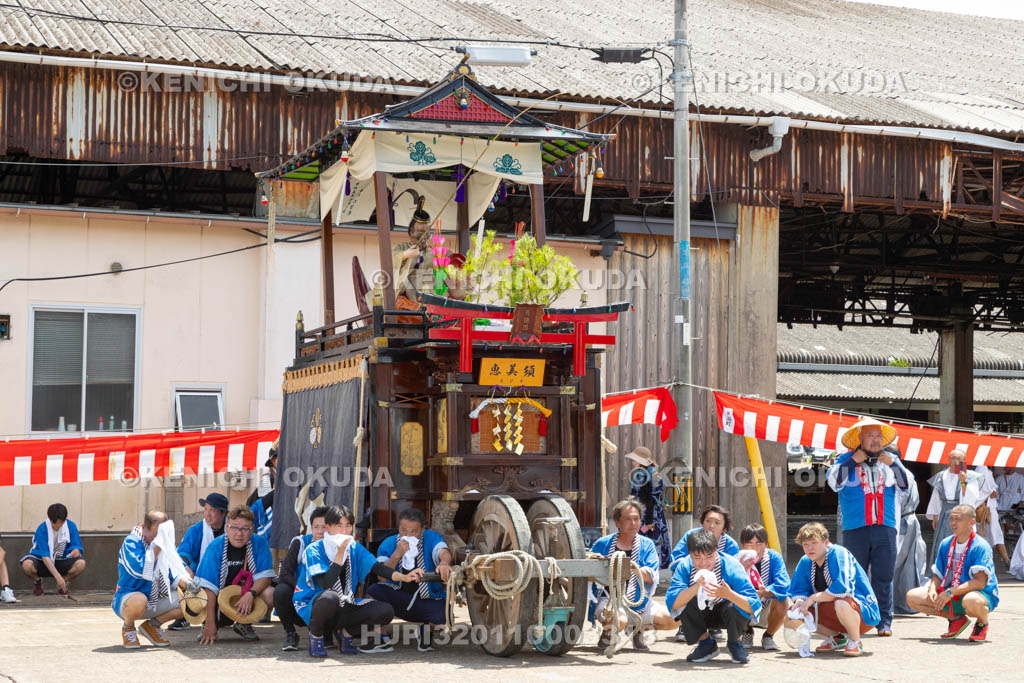 和歌山県　田辺祭（宵宮）　御旅所　笠鉾（江川町・恵美須）