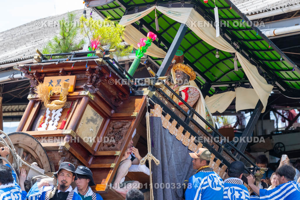 和歌山県　田辺祭（宵宮）　御旅所　笠鉾（江川町・大黒天）