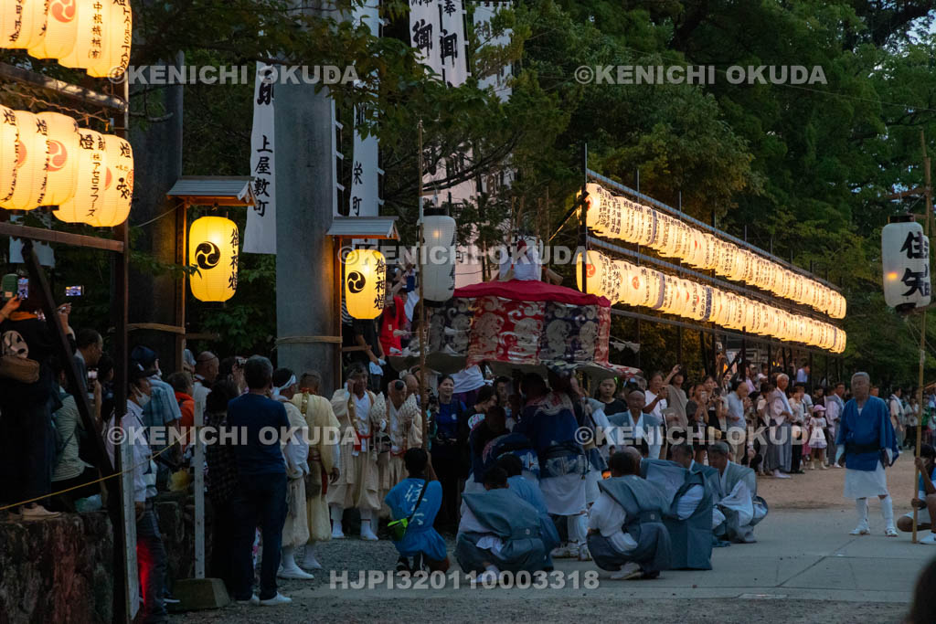 和歌山県　田辺祭（宵宮）　住矢の走り