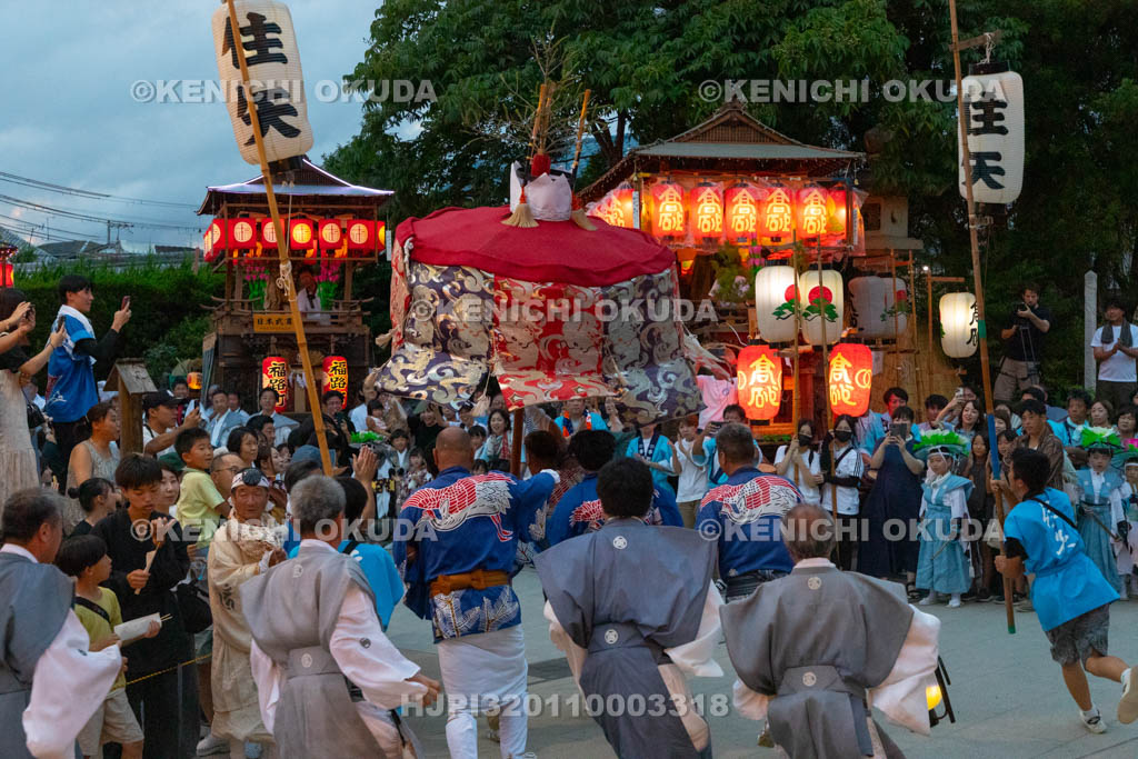 和歌山県　田辺祭（宵宮）　住矢の走り