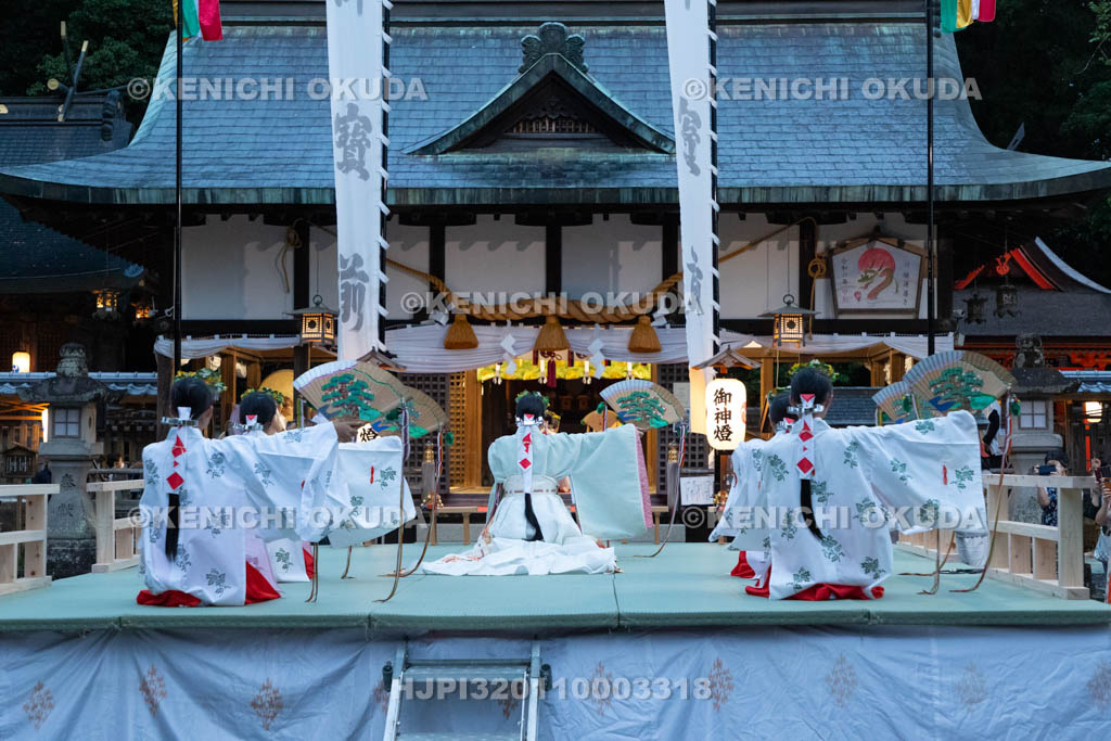 和歌山県　田辺祭（本祭）　暁の祭典（浦安の舞）