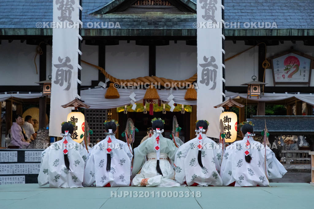 和歌山県　田辺祭（本祭）　暁の祭典（浦安の舞）