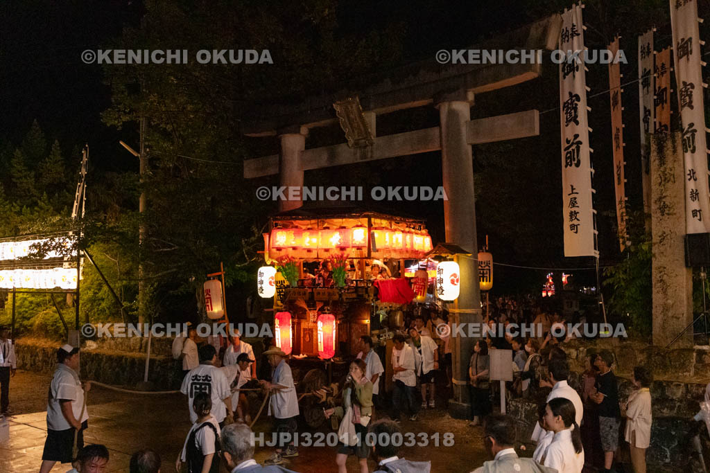 和歌山県　田辺祭（本祭）　曳き別れ　笠鉾（栄町）