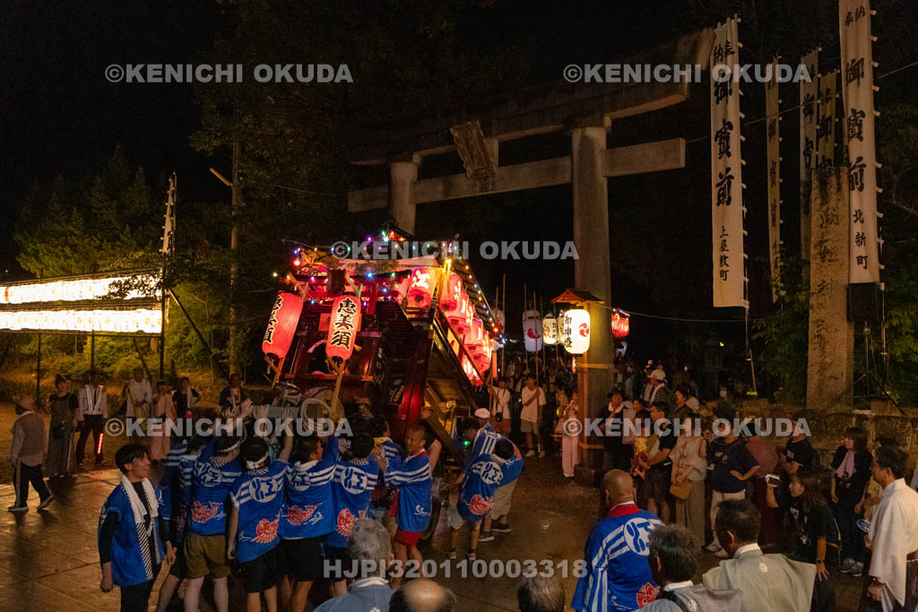 和歌山県　田辺祭（本祭）　曳き別れ　笠鉾（江川町組・恵美須）