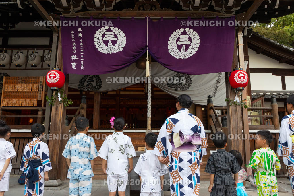 三重県　桑名石取祭　お勝さん（おかっつぁん）