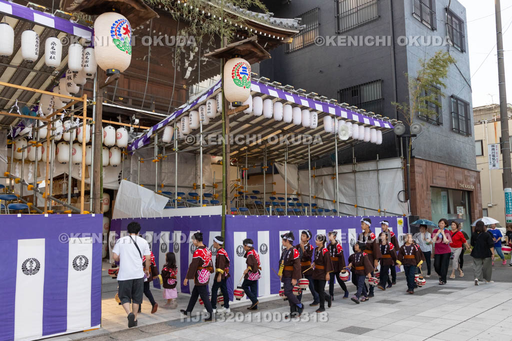 三重県　桑名石取祭　お勝さん（おかっつぁん）