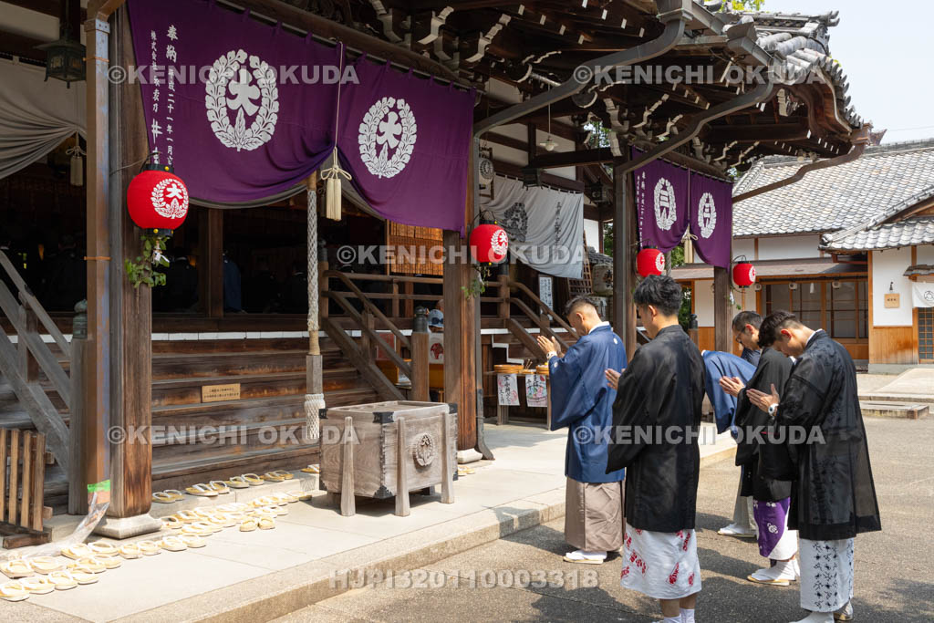 三重県　桑名石取祭　青年連盟　参拝
