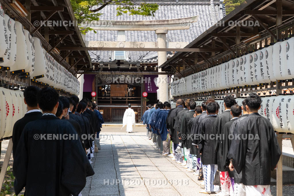 三重県　桑名石取祭　青年連盟正式参拝　参進