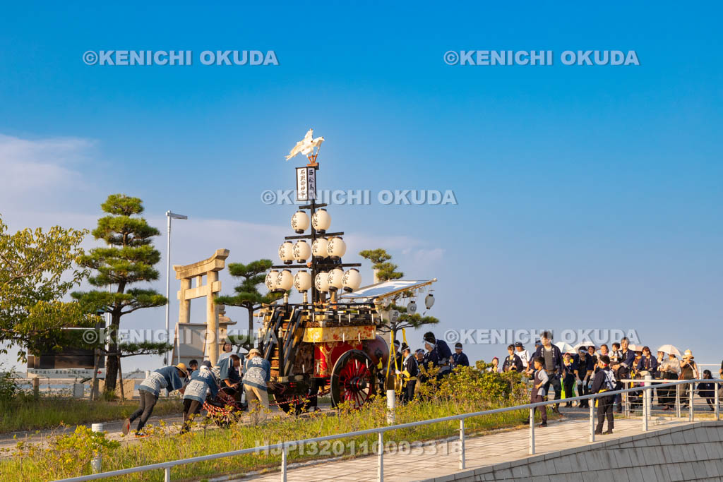 三重県　桑名石取祭　祭車（西舩馬町)