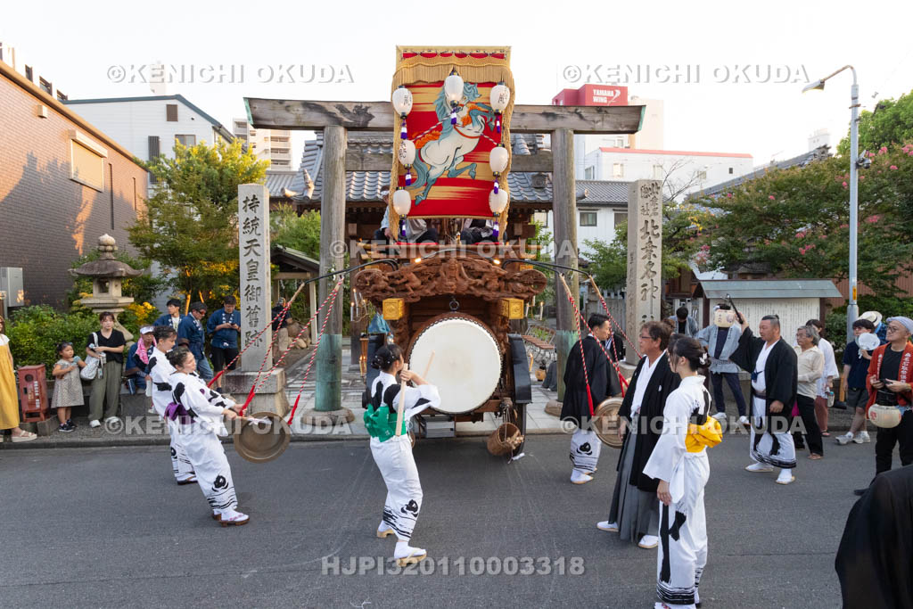 三重県　桑名石取祭　試楽　祭車（今北町）