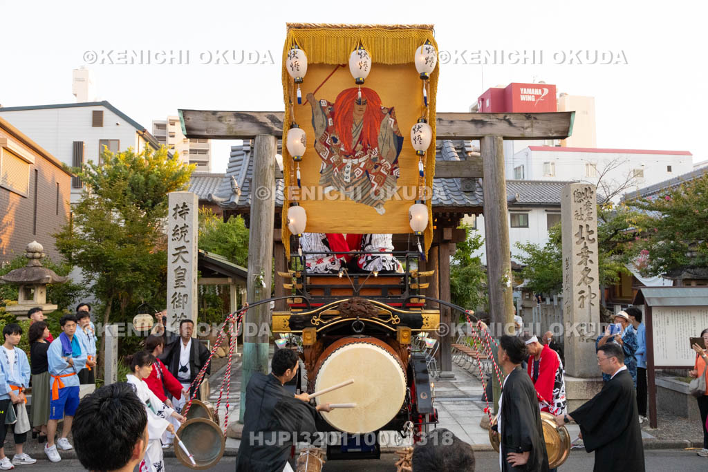 三重県　桑名石取祭　試楽　祭車（今片町）