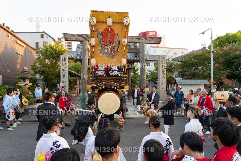 三重県　桑名石取祭　試楽　祭車（今片町）