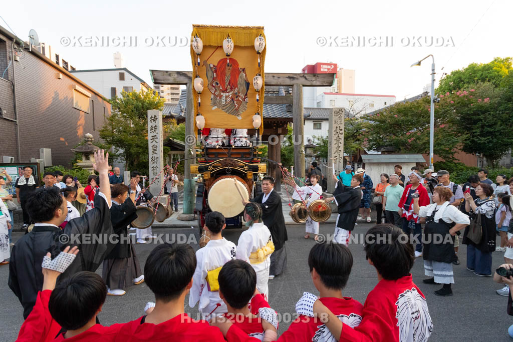 三重県　桑名石取祭　試楽　祭車（今片町）