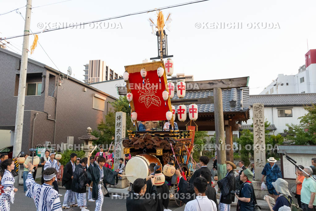 三重県　桑名石取祭　試楽　祭車（今中町）