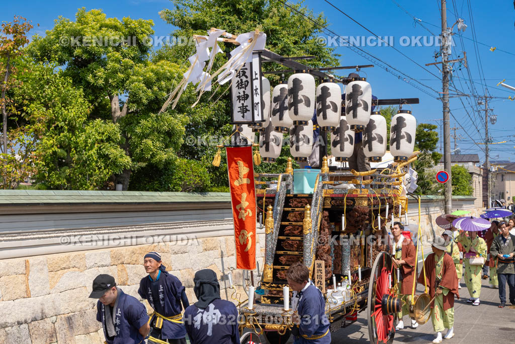 三重県　桑名石取祭　祭車整列・曳き出し（本楽）　祭車（上本町）