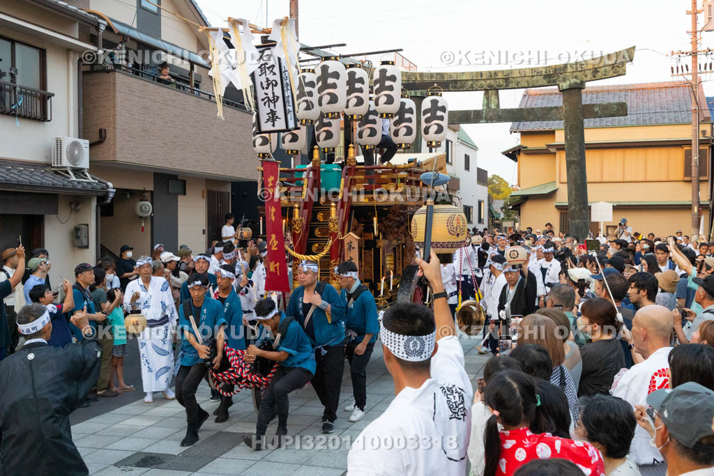三重県　桑名石取祭　花車渡祭（本楽）　祭車（吉津屋町）