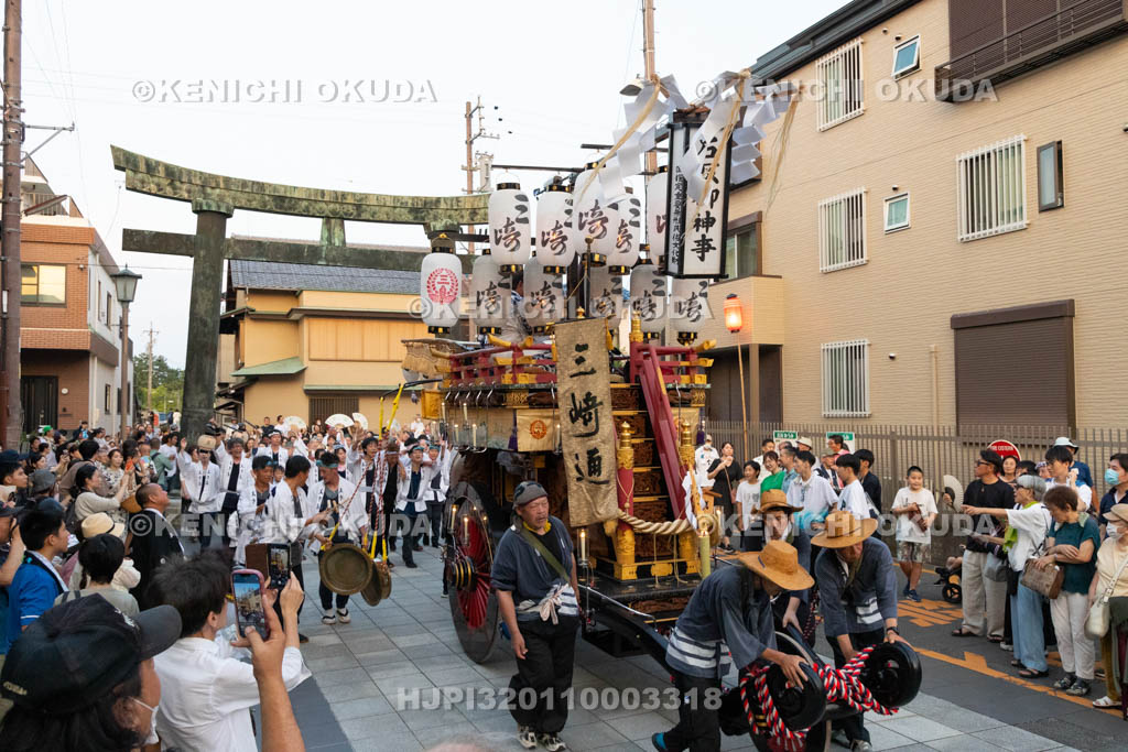 三重県　桑名石取祭　花車渡祭（本楽）　祭車（三崎通）