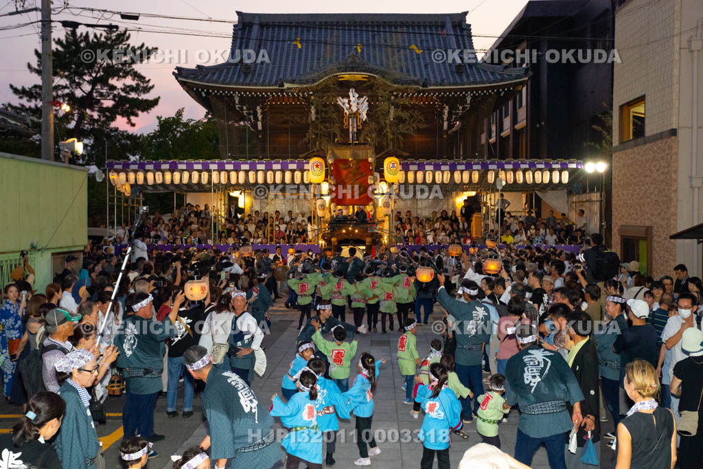 三重県　桑名石取祭　花車渡祭（本楽）　祭車（壽町）