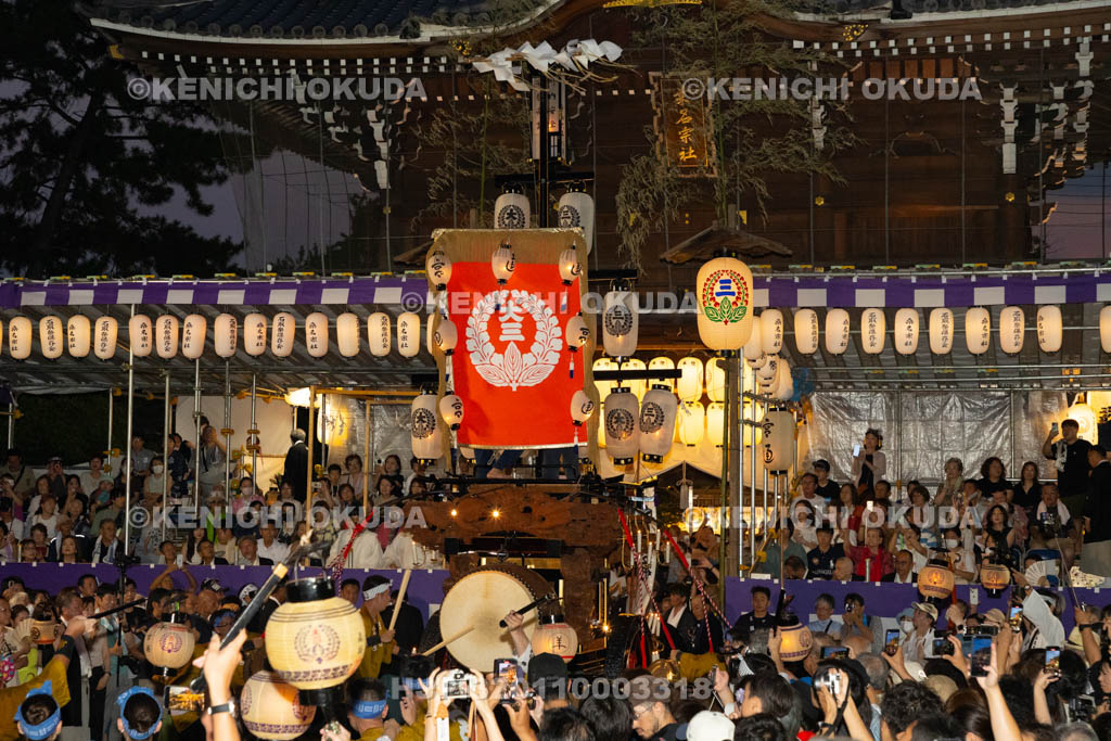 三重県　桑名石取祭　花車渡祭（本楽）　祭車（宮通）