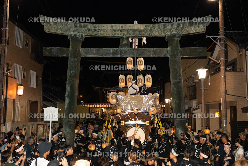 三重県　桑名石取祭　花車渡祭（本楽）　祭車（職人町）