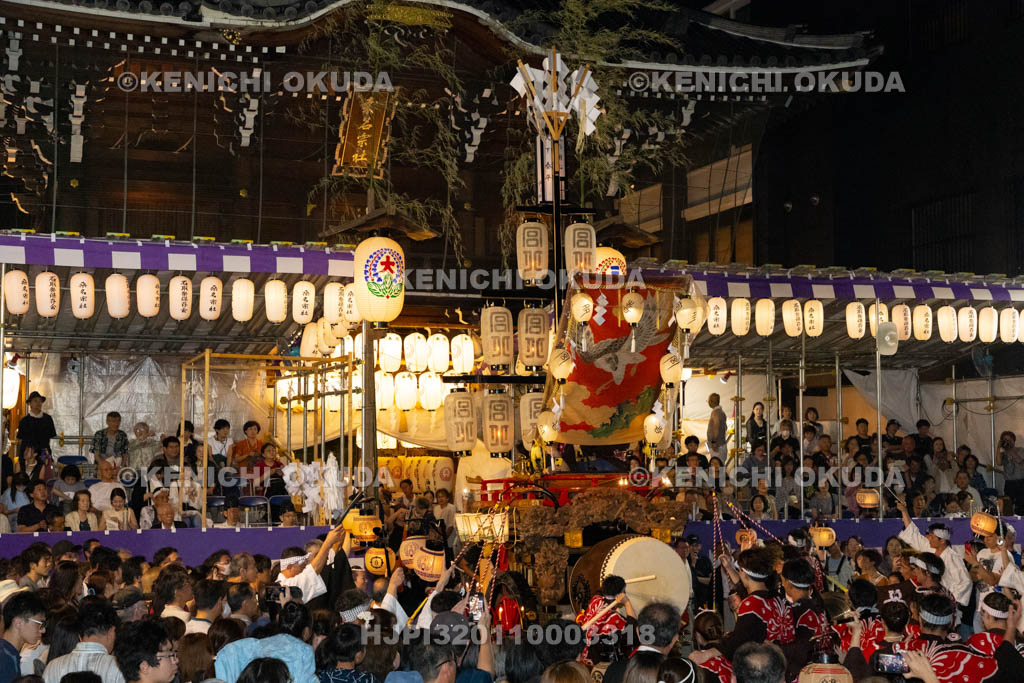 三重県　桑名石取祭　花車渡祭（本楽）　祭車（宮北）