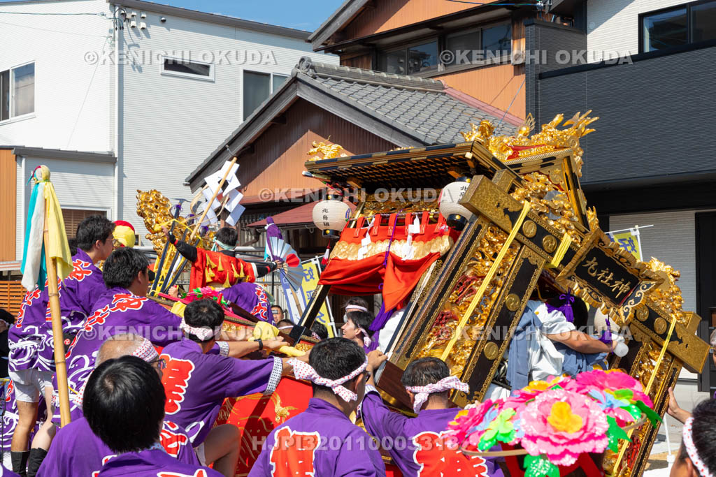 三重県　富田の鯨船行事　町練り　神社丸
