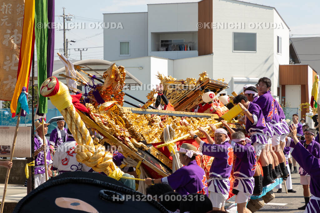 三重県　富田の鯨船行事　町練り　神社丸