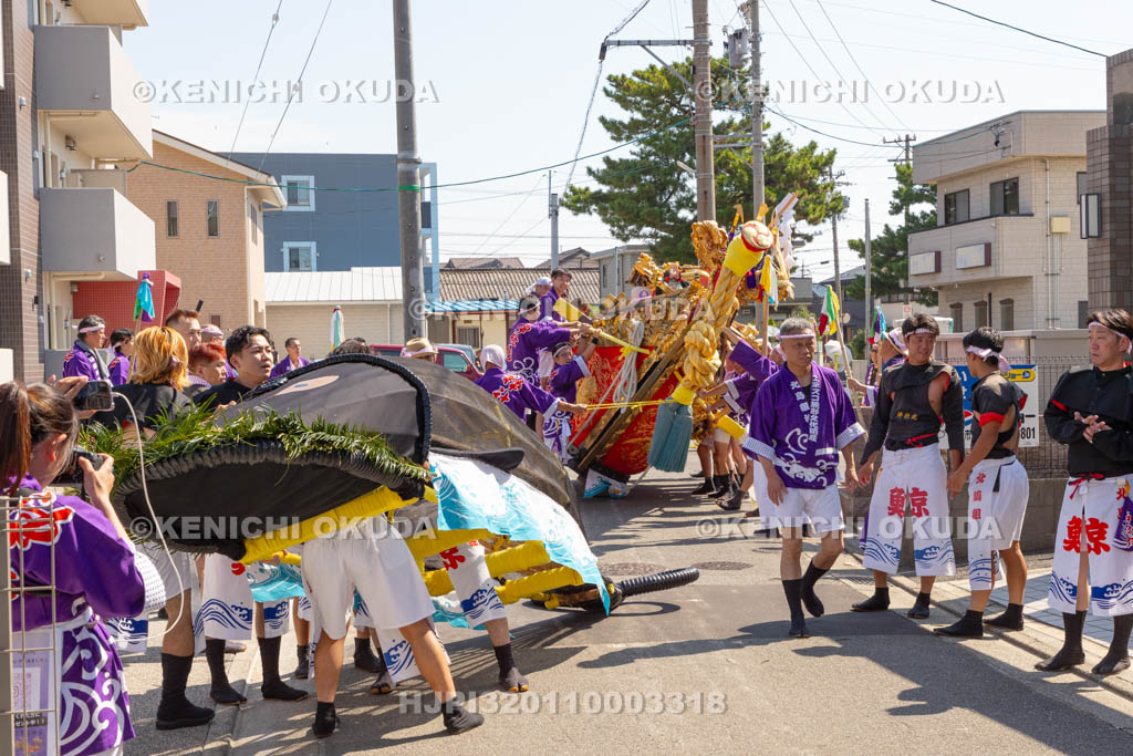 三重県　富田の鯨船行事　町練り　神社丸