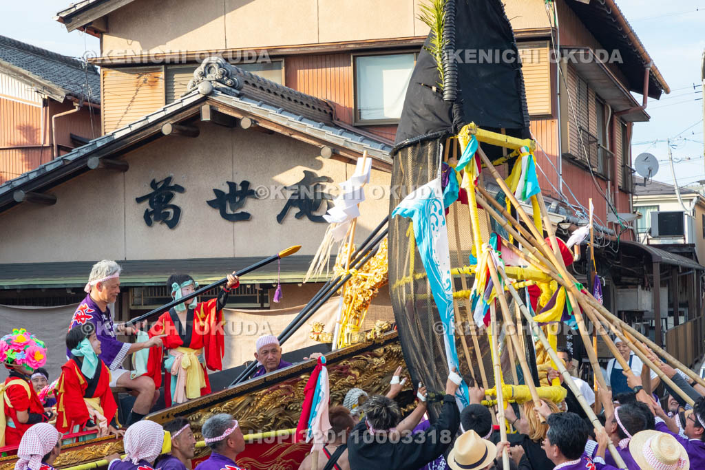 三重県　富田の鯨船行事　町練り　神社丸