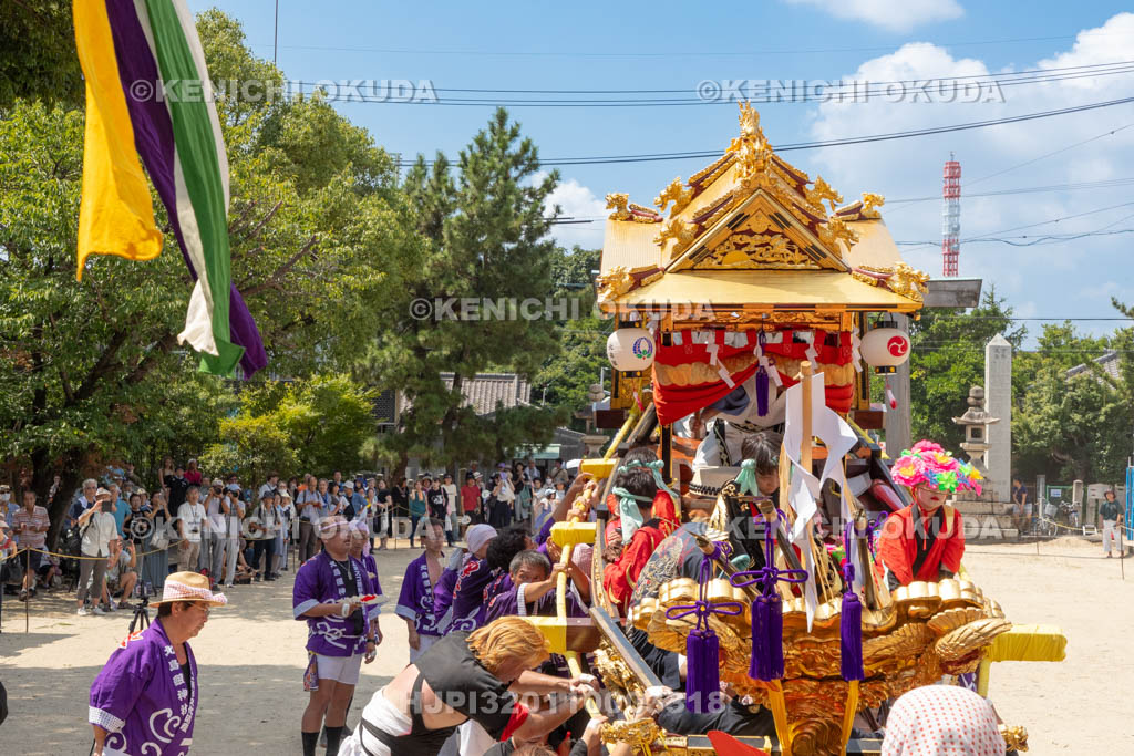 三重県　富田の鯨船行事　本練り　神社丸　艫（とも）上げ
