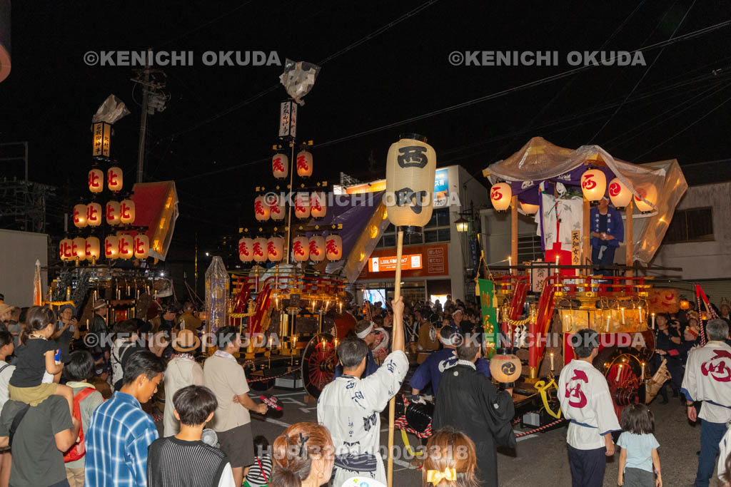 三重県　富田の石取祭　三車巡行（近鉄富田駅前）