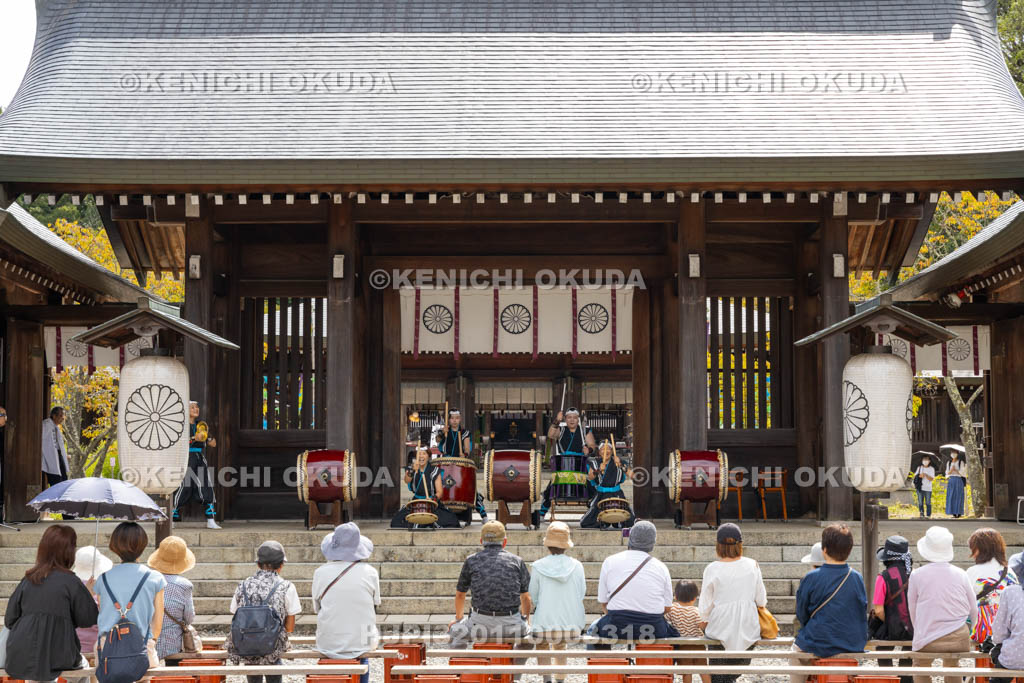 奈良県　吉野神宮　秋の大祭　広陵金明太鼓　奉納演奏