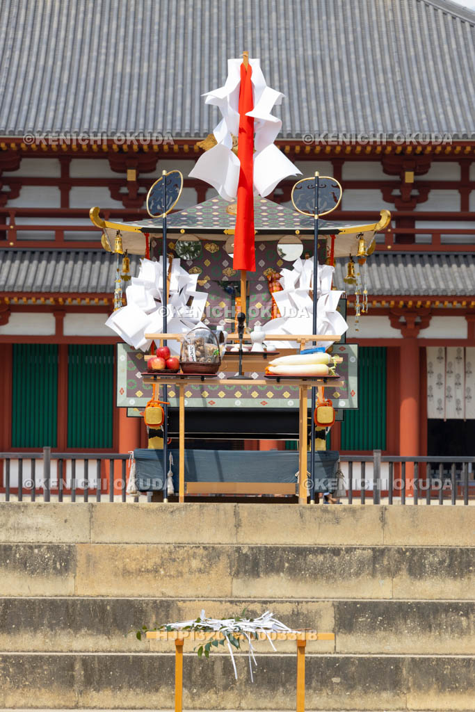 奈良県　氷室神社　例大祭　御旅所の神輿